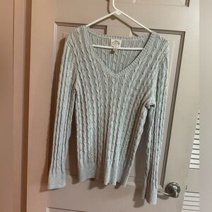St. John’s Bay Gray V Neck Sweater Size Large